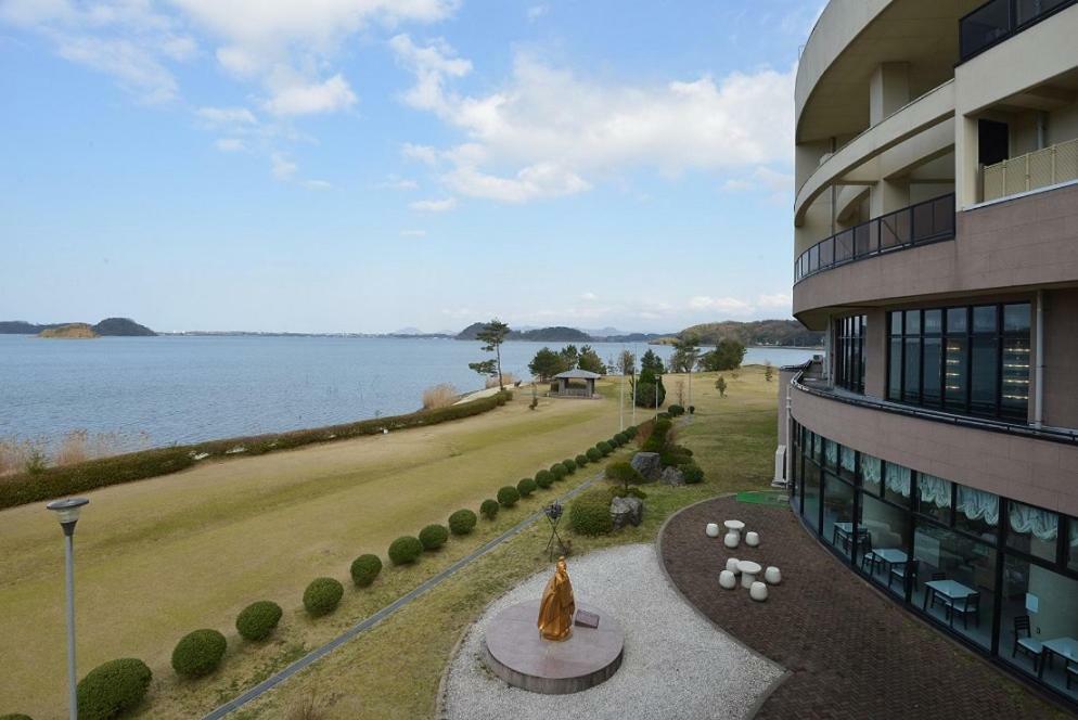 Lake Daijyu Hotel Tottori Exterior photo